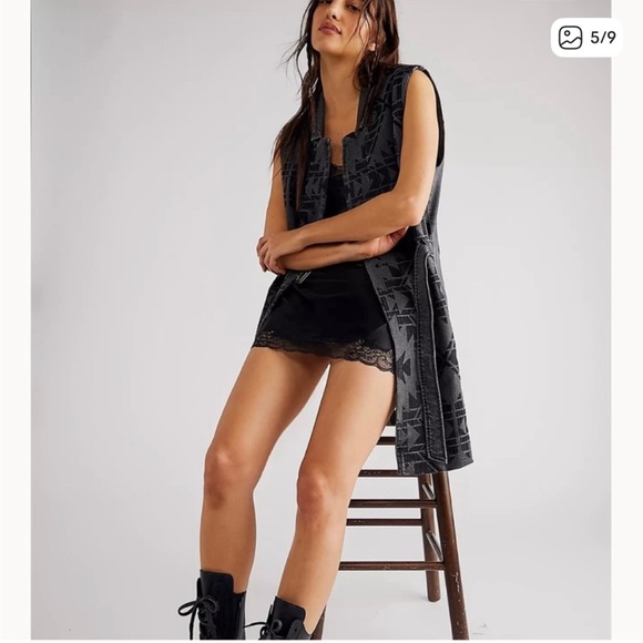 Free People Tops - Free People Nordic Clash  Geometric Print Denim Wrap Vest.  Size Medium